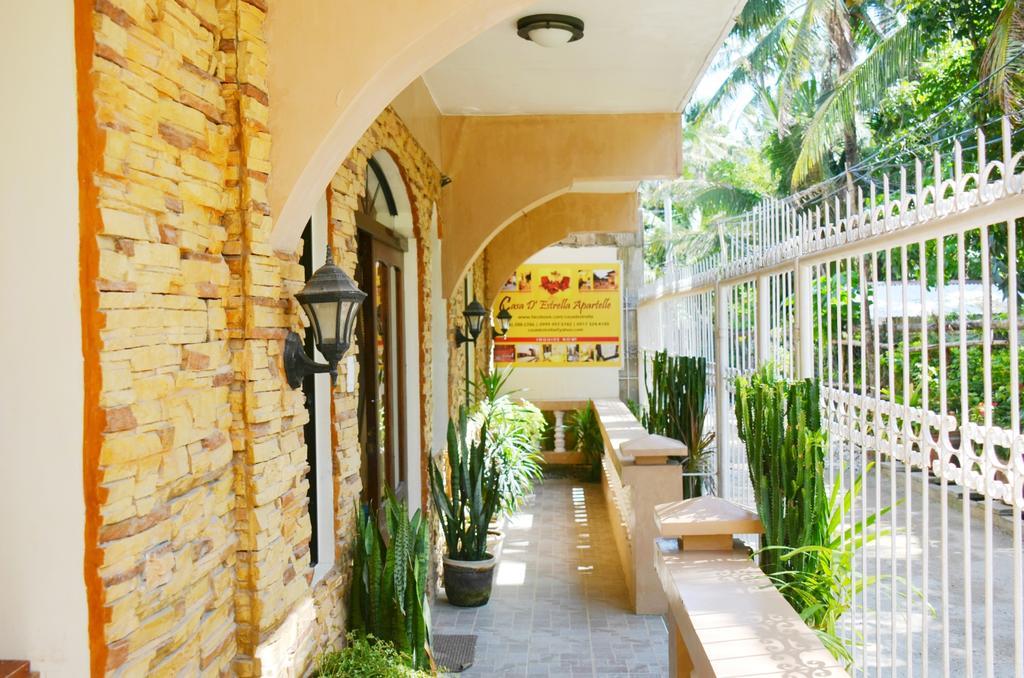 Casa D' Estrella Apartelle Balabag  Buitenkant foto