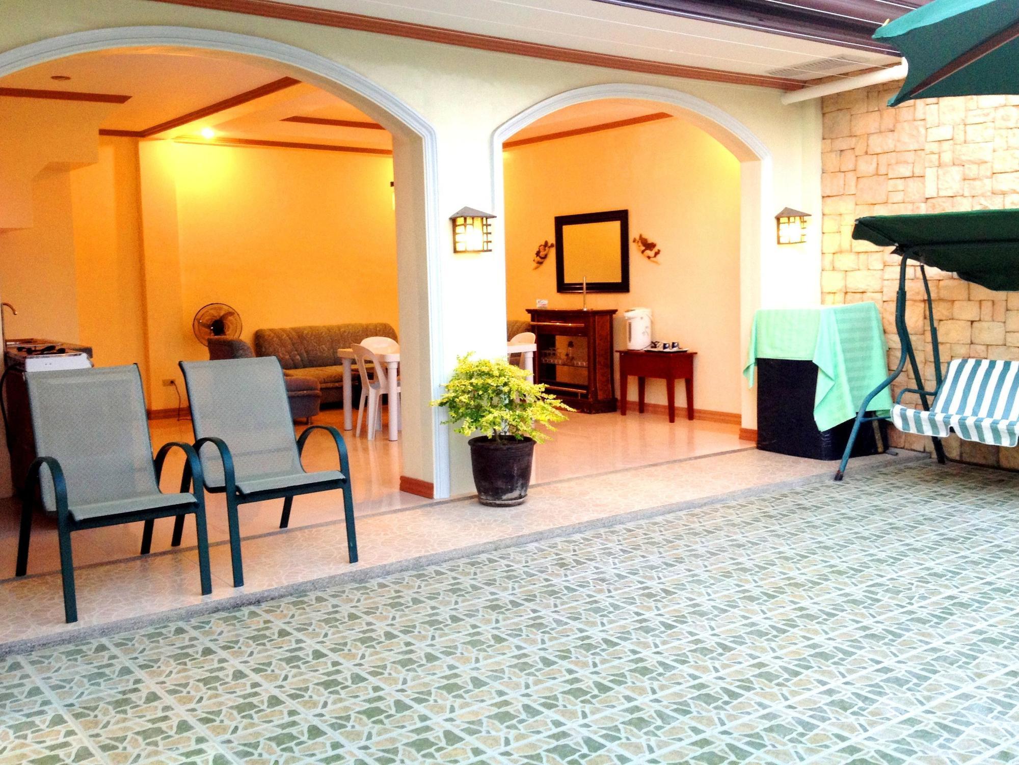 Casa D' Estrella Apartelle Balabag  Buitenkant foto